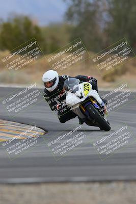 media/Jan-15-2023-SoCal Trackdays (Sun) [[c1237a034a]]/Turn 3 (1115am)/